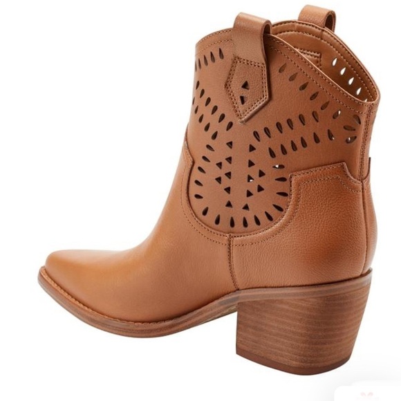 MARC FISHER $199 Elyma Pointed Toe Western Tan LEATHER Boot Shoes Size 8 NEW - Picture 3 of 8